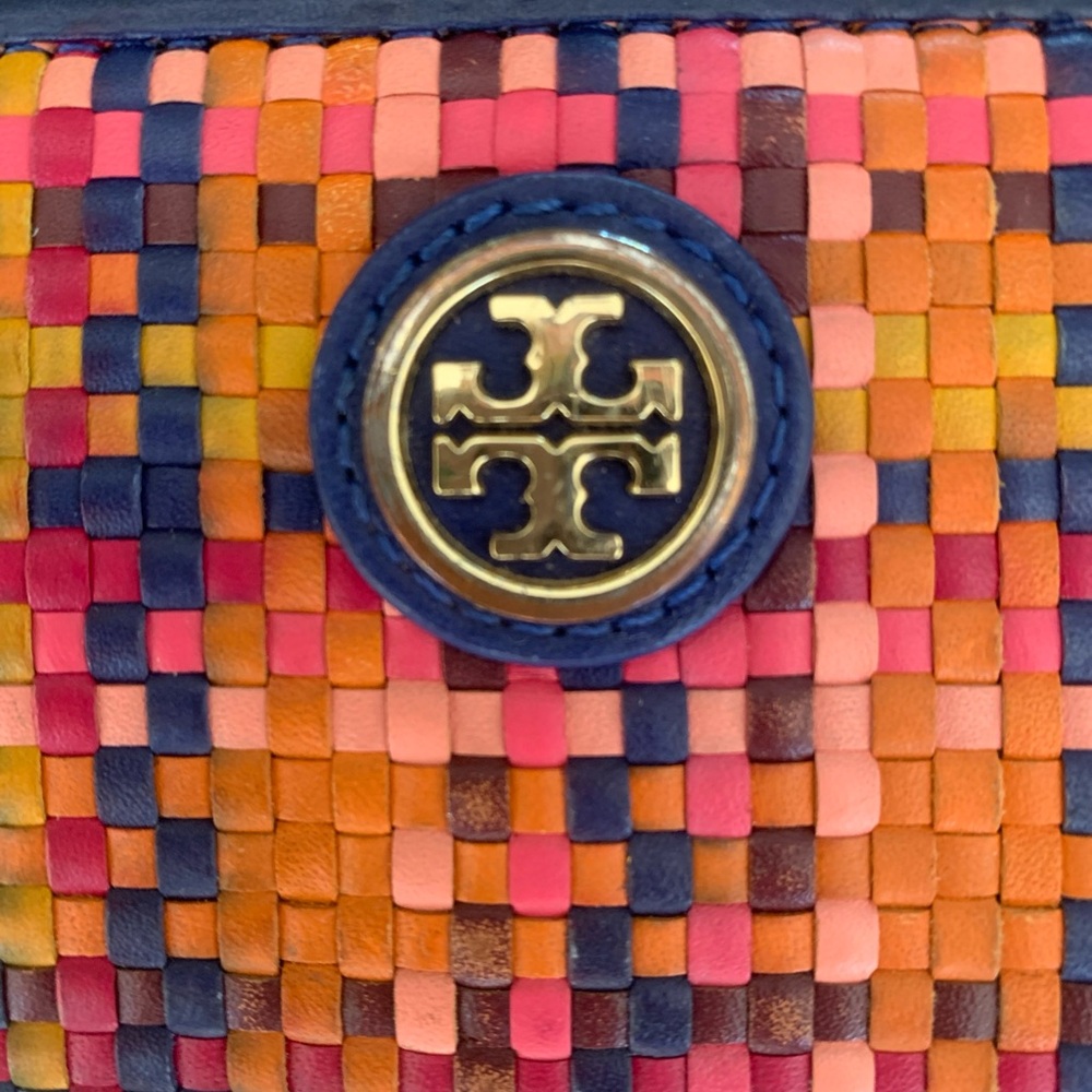 Tory Burch Wallet Jane Woven Leather Zip around Multicolor $235 MSRP